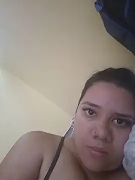 Snapshot of valery2627 chatting on June 8, 6:19 pm valery2627 online show from June 8, 6:19 pm