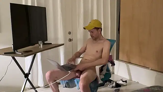 Snapshot of webtonight chatting on February 25, 10:04 am webtonight online show from February 25, 10:04 am