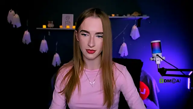 Snapshot of doll_vey chatting on October 30, 7:58 pm doll vey online show from October 30, 7:58 pm