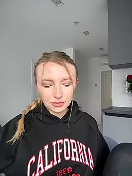 EvaBrooklyn online show from March 14, 11:01 am