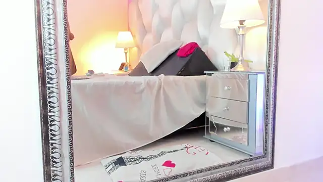 megan loviitz online show from April 18, 6:01 pm