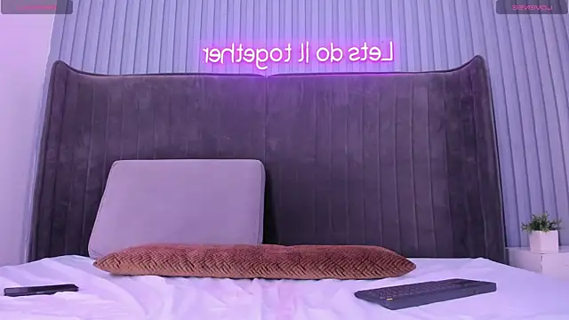 Haily b online show from March 10, 8:23 pm