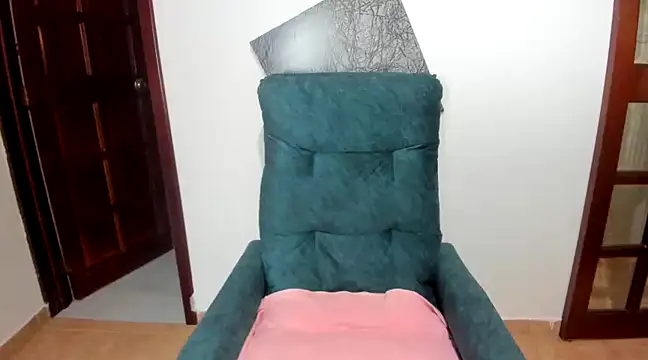 AnnaPerez  online show from March 3, 12:27 pm