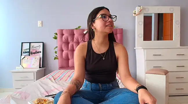 Snapshot of yousweet-Scarett chatting on March 9, 4:22 pm yousweet-Scarett online show from March 9, 4:22 pm