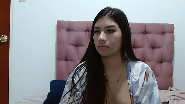 Snapshot of yousweet-Scarett chatting on September 18, 11:01 am yousweet-Scarett online show from September 18, 11:01 am