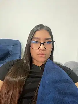 Snapshot of yousweet-Scarett chatting on October 16, 9:27 pm yousweet-Scarett online show from October 16, 9:27 pm