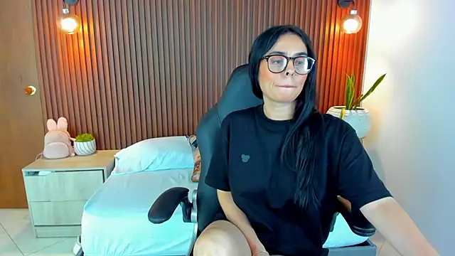 zakia23  online show from March 11, 1:12 pm