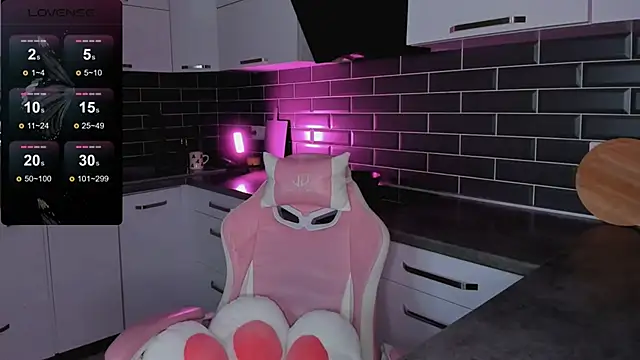 EmmaVictori1 online show from February 15, 12:03 pm