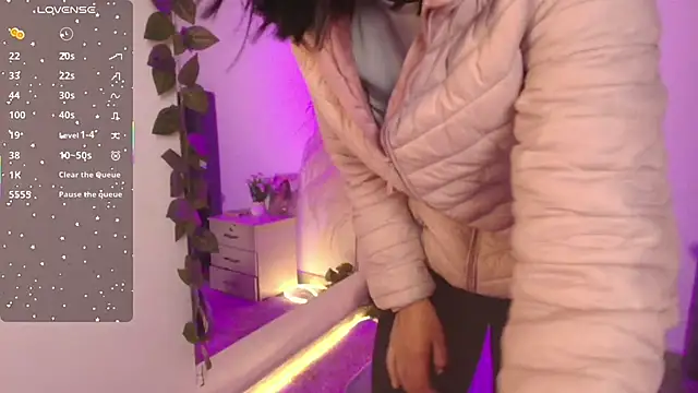 miaoconell online show from April 23, 11:53 am