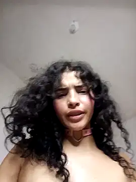 Im Tiffany1 online show from March 10, 2:50 am