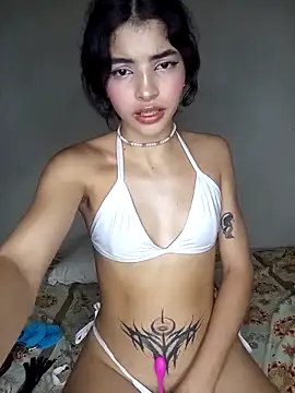 Im Tiffany1 online show from March 12, 10:37 am