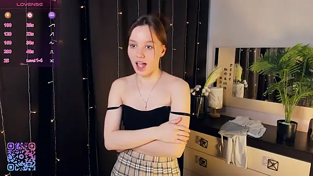 EdinaCordner online show from March 12, 2:01 pm