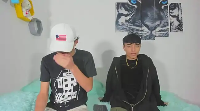 Snapshot of Maxxi_hot23 chatting on March 7, 3:07 pm Maxxi hot23 online show from March 7, 3:07 pm