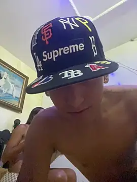 Babyalienqm online show from April 8, 4:45 am