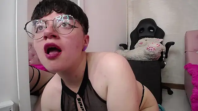 safyka online show from March 20, 4:20 pm