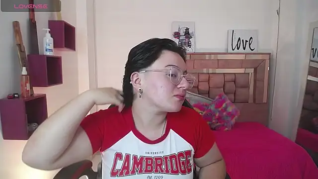 safyka online show from November 24, 3:28 am