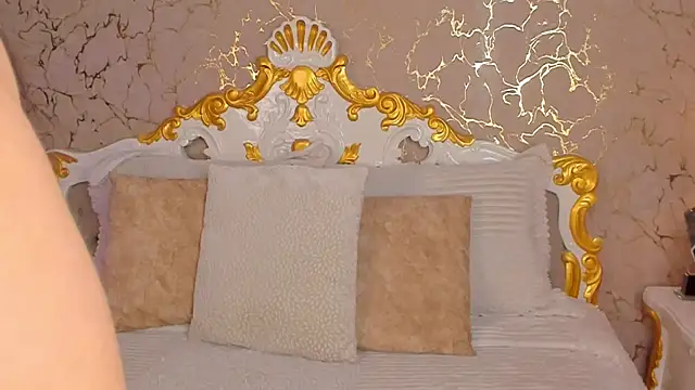 ScarlettWallace online show from March 21, 7:46 pm