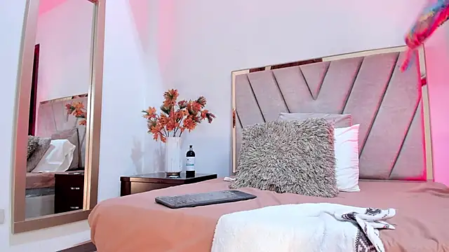 SeleneLujan online show from March 12, 2:56 pm