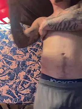 Snapshot of papiVilla23 chatting on March 13, 3:54 am papiVilla23 online show from March 13, 3:54 am