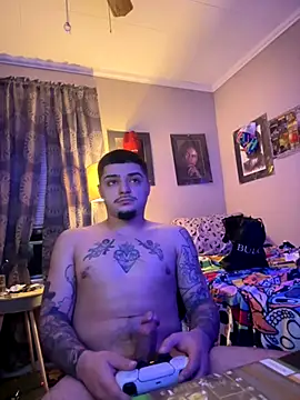 Snapshot of papiVilla23 chatting on December 16, 10:37 pm papiVilla23 online show from December 16, 10:37 pm