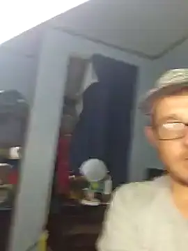 dylanroberts1995 online show from March 9, 8:40 am