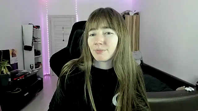 bekkawell online show from November 18, 5:06 pm