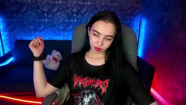 WildKittenX  online show from March 1, 5:27 pm