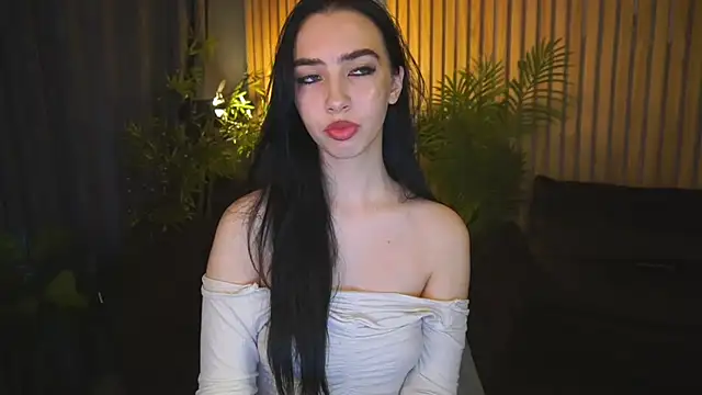 WildKittenX  online show from October 21, 6:03 am