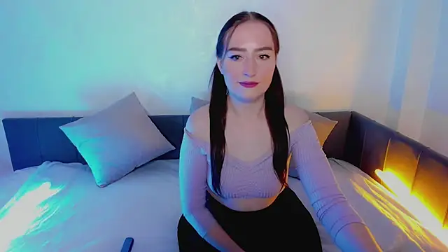 LinaFlawless online show from March 3, 1:53 am