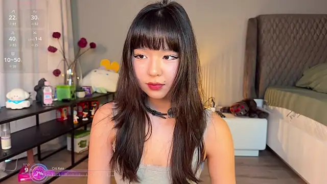 melana love online show from October 18, 11:55 am