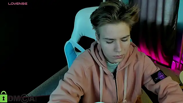 Jean Wilsons online show from March 20, 10:10 am