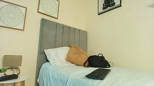 mary cute9 online show from April 21, 12:00 pm