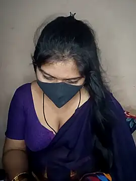 Snapshot of Bagi-Sexy chatting on September 28, 8:58 pm Bagi-Sexy online show from September 28, 8:58 pm