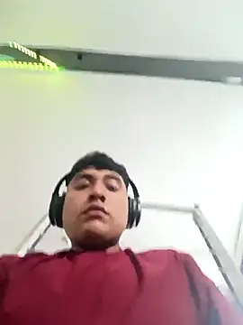 Snapshot of crisssalazar chatting on March 10, 1:10 pm crisssalazar online show from March 10, 1:10 pm