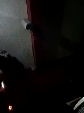 Snapshot of crisssalazar chatting on March 15, 4:24 am crisssalazar online show from March 15, 4:24 am