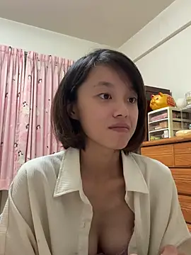 ladypaggy online show from December 15, 4:44 pm