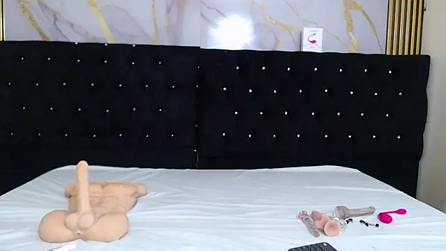 SweetAlana  online show from March 19, 7:49 pm