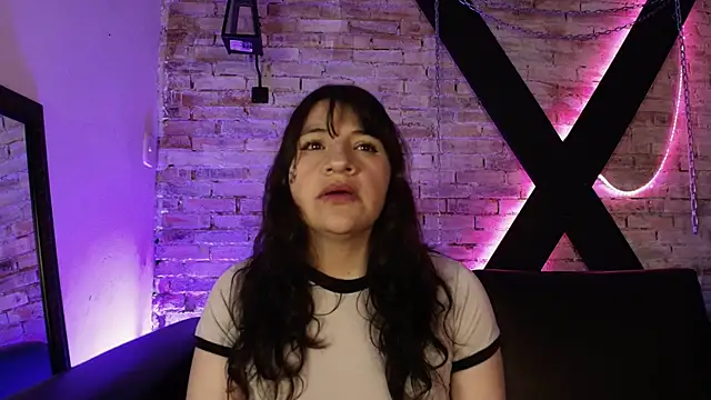 TaraTaylorr online show from March 20, 2:19 am