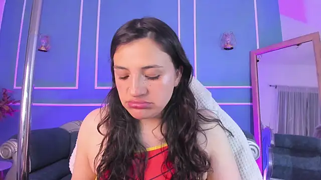 TaraTaylorr online show from October 8, 2:31 am