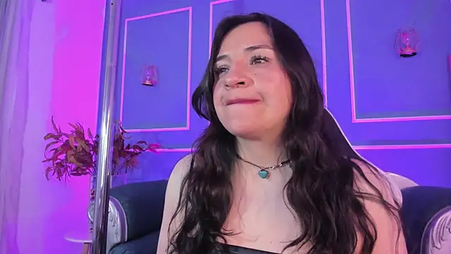 TaraTaylorr online show from October 21, 2:45 am