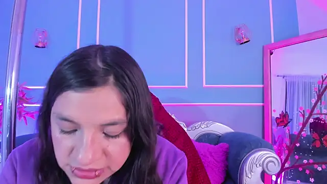 TaraTaylorr online show from February 13, 4:19 am