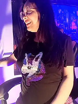 MiaStarts online show from December 3, 10:13 am