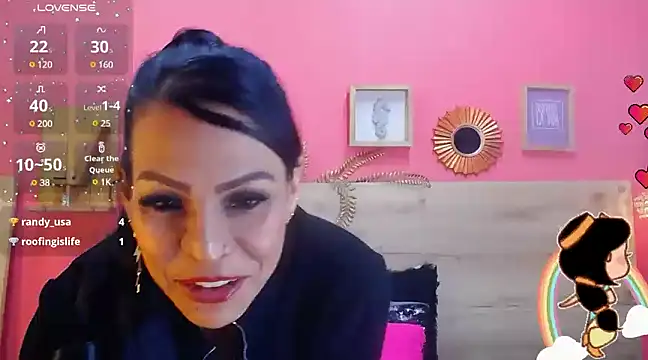 Snapshot of yessila_parker chatting on March 19, 5:41 am yessila parker online show from March 19, 5:41 am