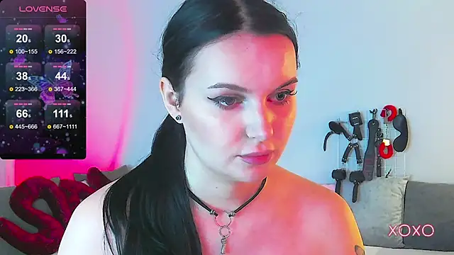 Miss Vic online show from April 21, 6:01 pm