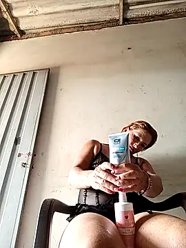 Snapshot of Sexy-Woman-Mature chatting on October 13, 1:44 pm Sexy-Woman-Mature online show from October 13, 1:44 pm