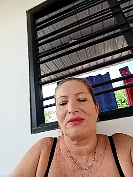 Sexy-Woman-Mature online show from April 24, 1:46 pm