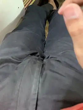 Snapshot of hypersexdriveboi chatting on April 11, 7:56 am hypersexdriveboi online show from April 11, 7:56 am