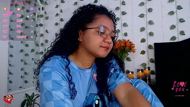 Snapshot of victtoria_cane63 chatting on July 28, 9:58 pm victtoria cane63 online show from July 28, 9:58 pm