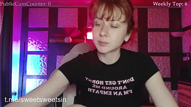 SweetSeraphine online show from April 3, 8:23 am