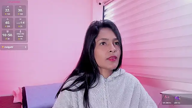 Fernanda liie  online show from April 13, 12:43 pm